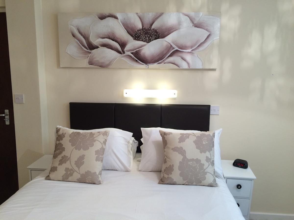 The Oxfordshire Hotel